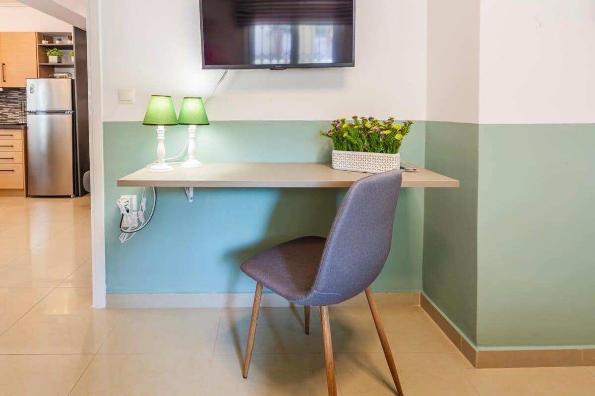 Kalamata Lime Studio - Cozy Gem With Private Parking Exterior photo