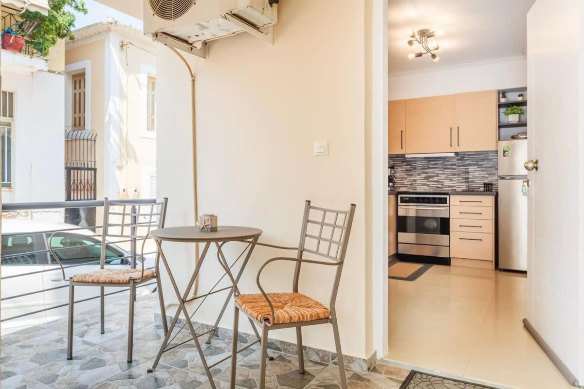 Kalamata Lime Studio - Cozy Gem With Private Parking Exterior photo